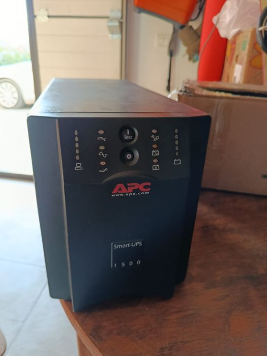 Ups APC Smart 1500