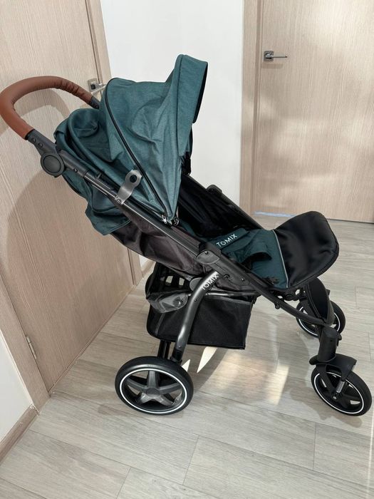 Продам коляску срочно Tomix