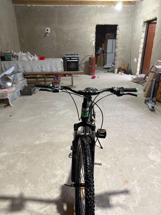 Продам велисопед Headway