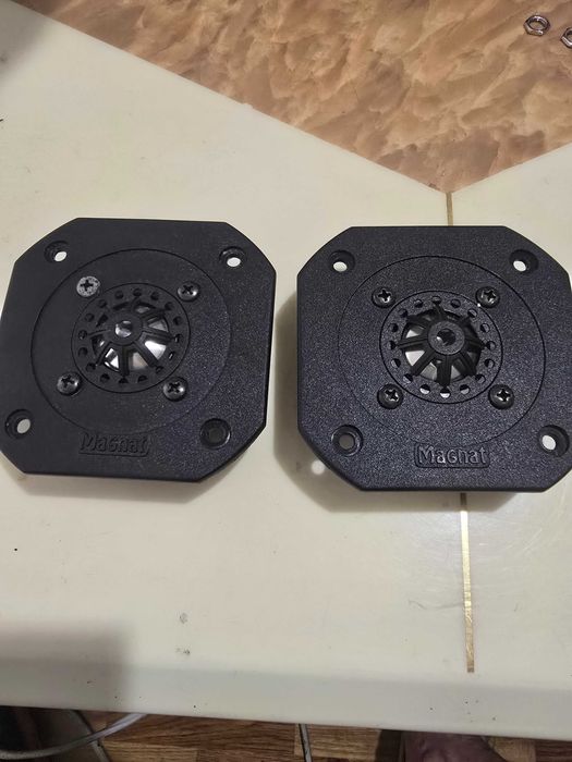 Vând Twittere, difuzoare Magnat,difuzoare auto Eurotec, Beyma medii  bas 6B30 P, DC auto Pioneer DEH 2300