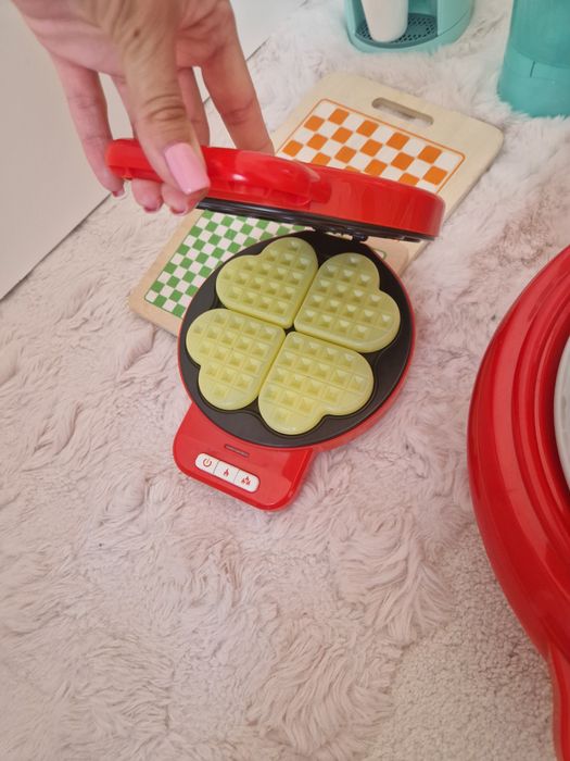 Дървена кухня топ оборудвана