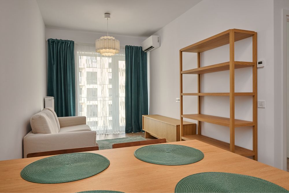 Prima închiriere | 2 camere Silk District, et. 9, parcare + boxă, direct proprietar