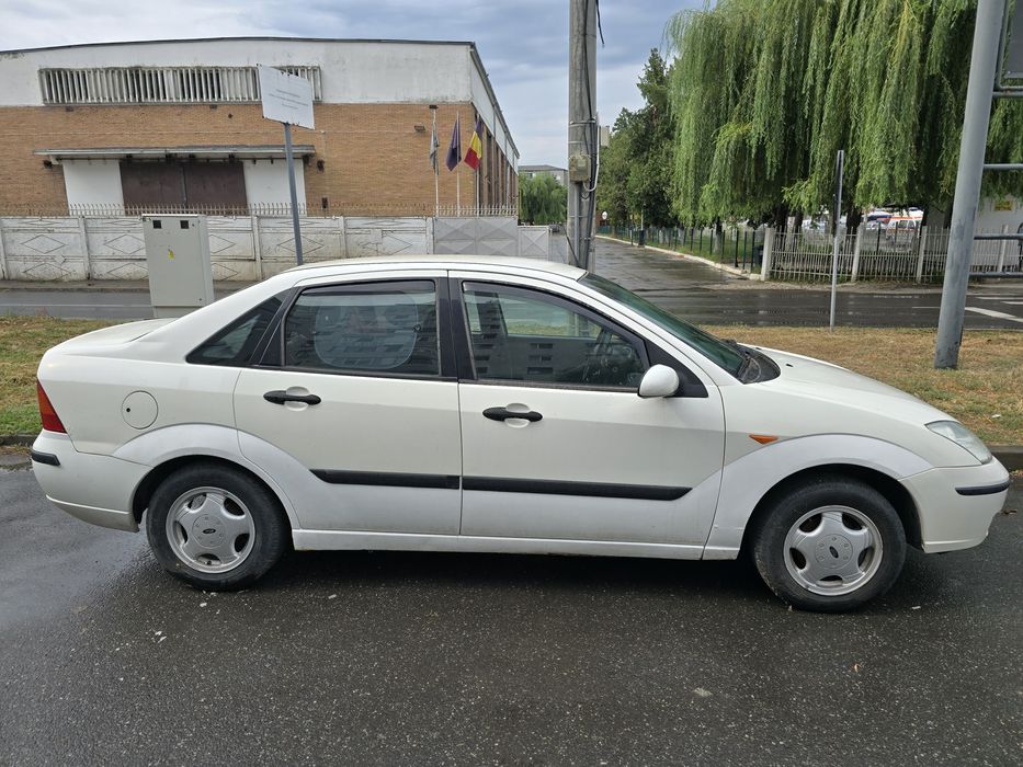 Vând Ford Focus mk1 2004