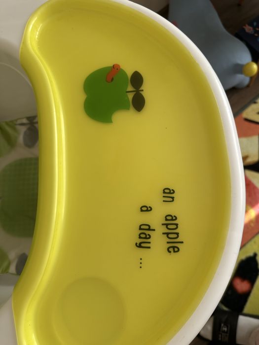 Cosatto детско столче за хранене 3Sixty Happy Apples