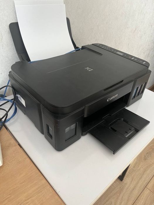 Цветной Принтер CANON в хорошем состоянии