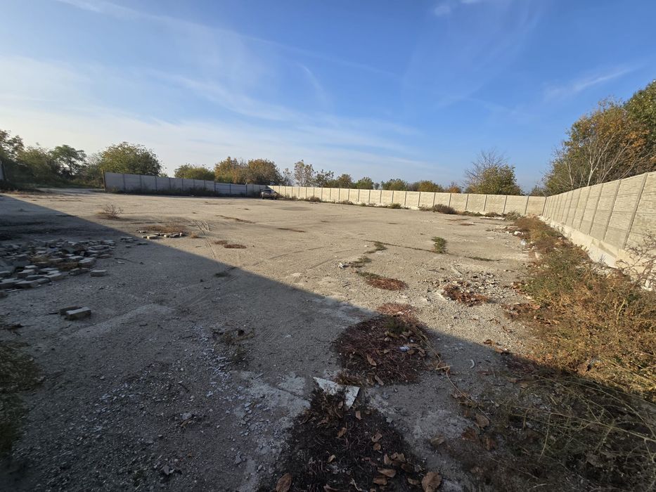 Teren intravilan industrial platforma betonata strada Eftimie Murgu