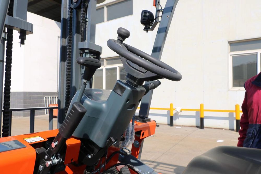 Автокара вилочный погрузчик Kara 3-4.5 метровый 3-3.5 тонный JAC