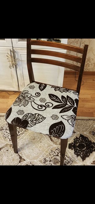 Стулья продаются