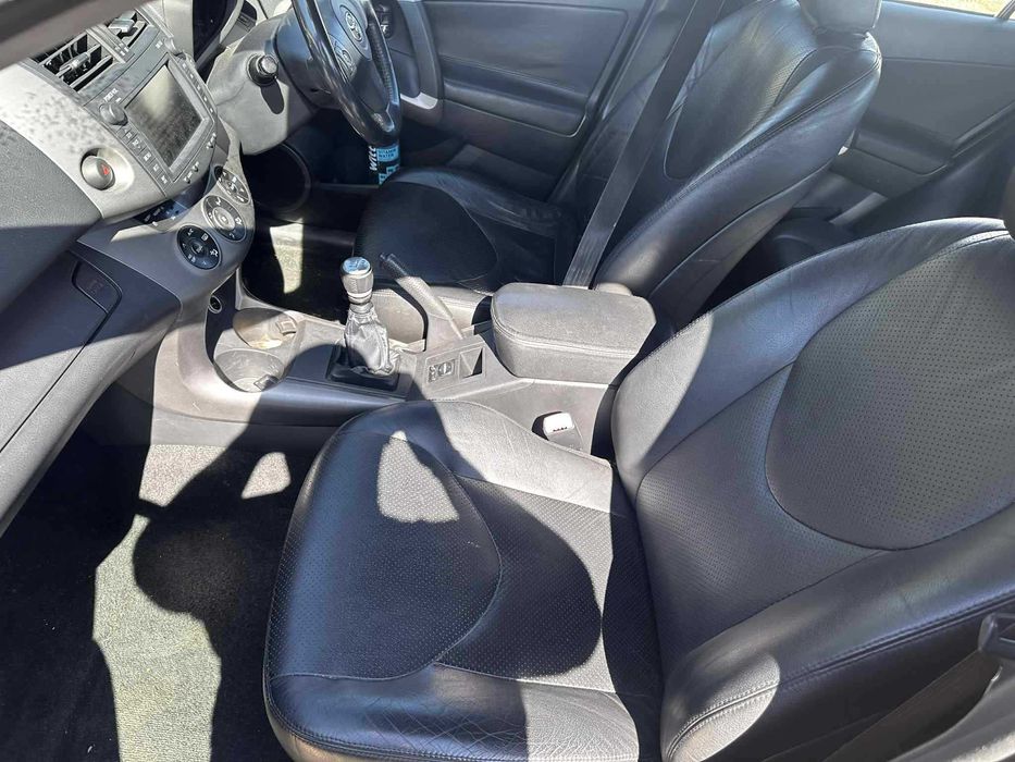 На части: Toyota RAV4 2.2 D4D 136 к с  2007