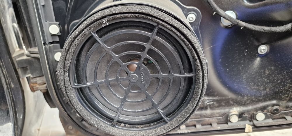 Boxe BOSE Audi A6 C6 toate boxele BOSE Audi A6 c6
