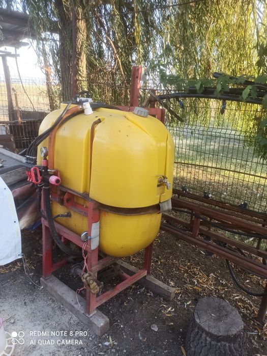 Vane instalație de erbicidat in stare perfecta de funcționare ,