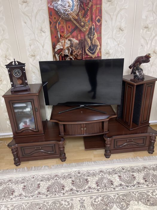 Тумба под телевизор