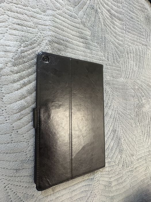 Планшет TAB A sm-t515