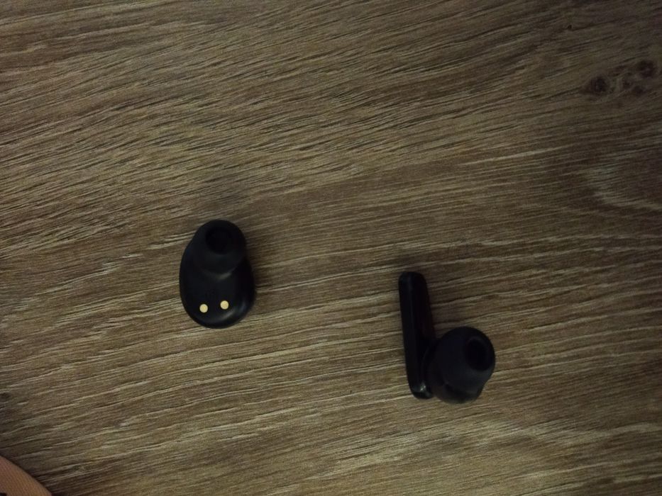 Блютуз наушники два разных