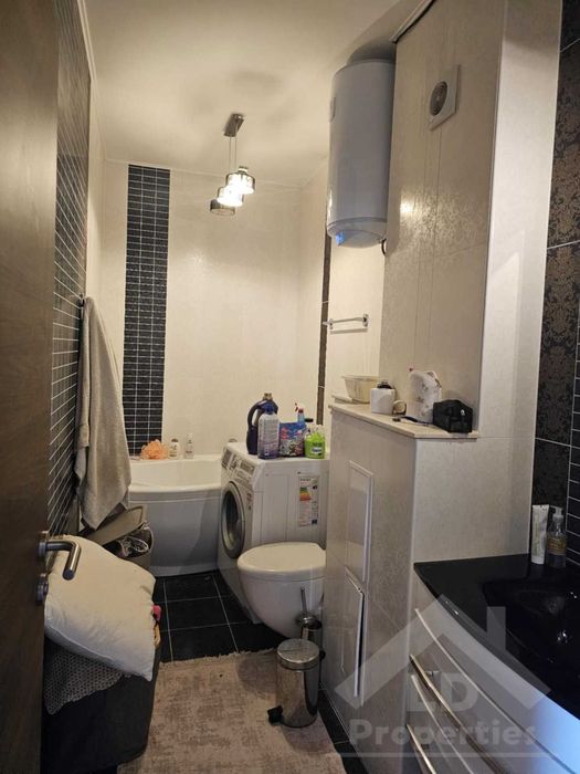 Многостаен апартамент с гледка към морето в к.к.Чайка