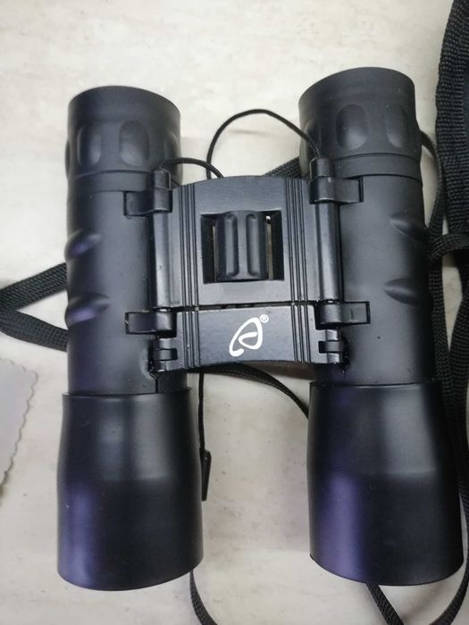Туристически джобен бинокъл 12х32