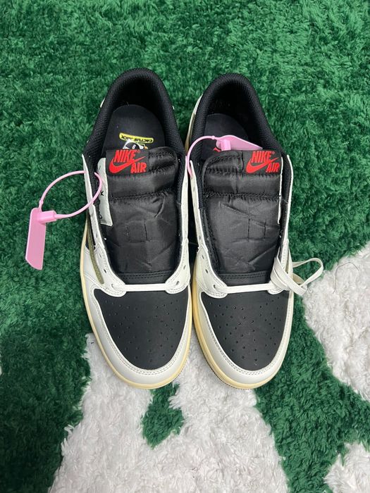 Jordan 1 Travis Scott Low Olive marimea 42.5 noi