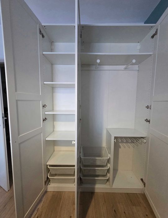 Dulap IKEA PAX alb 150 × 38 × 236 cm – complet echipat