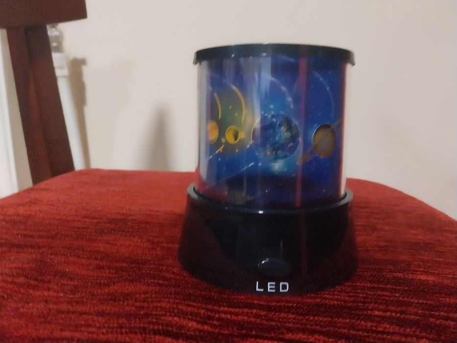 светеща въртяща лампа