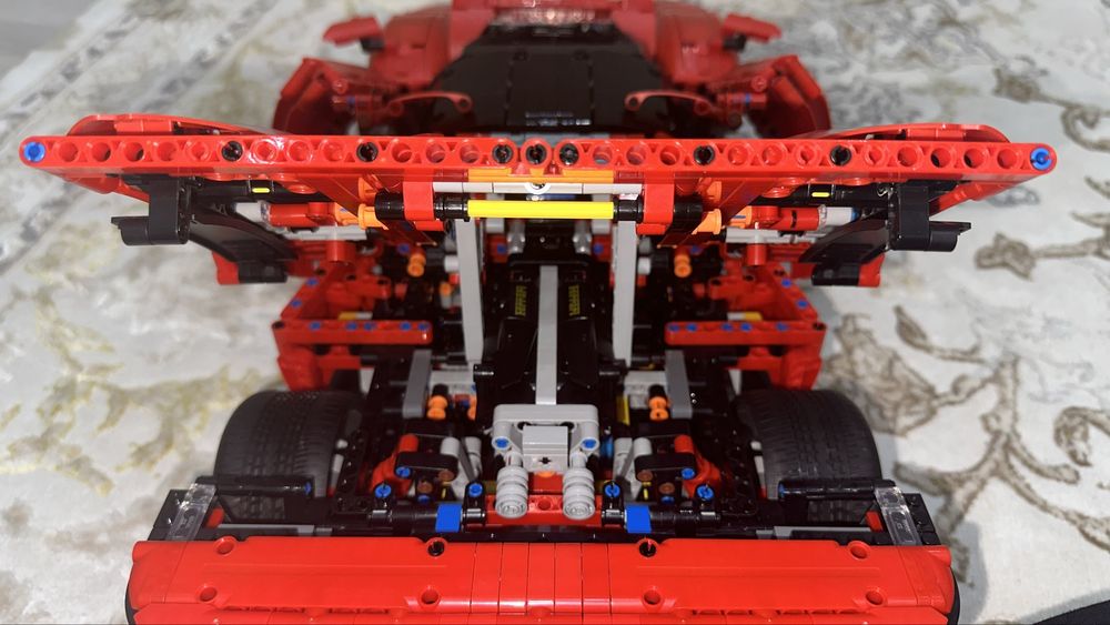 Lego Technic Ferrari Daytona SP3