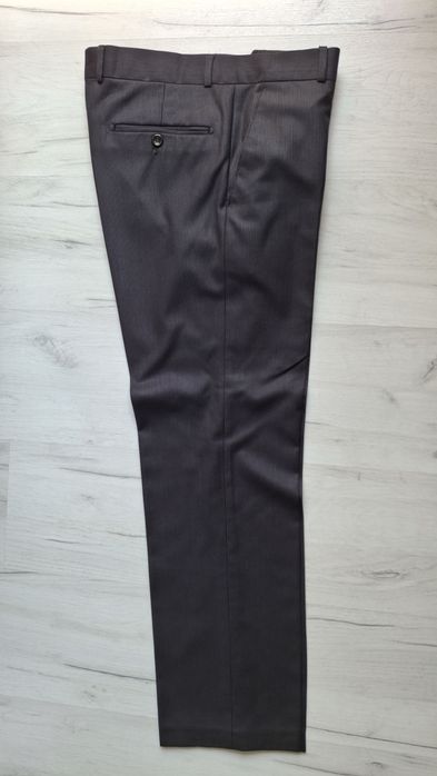 Мъжки официален костюм