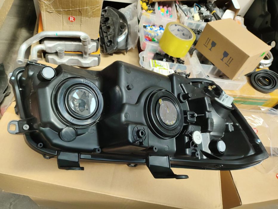 Хайландер фара  передняя