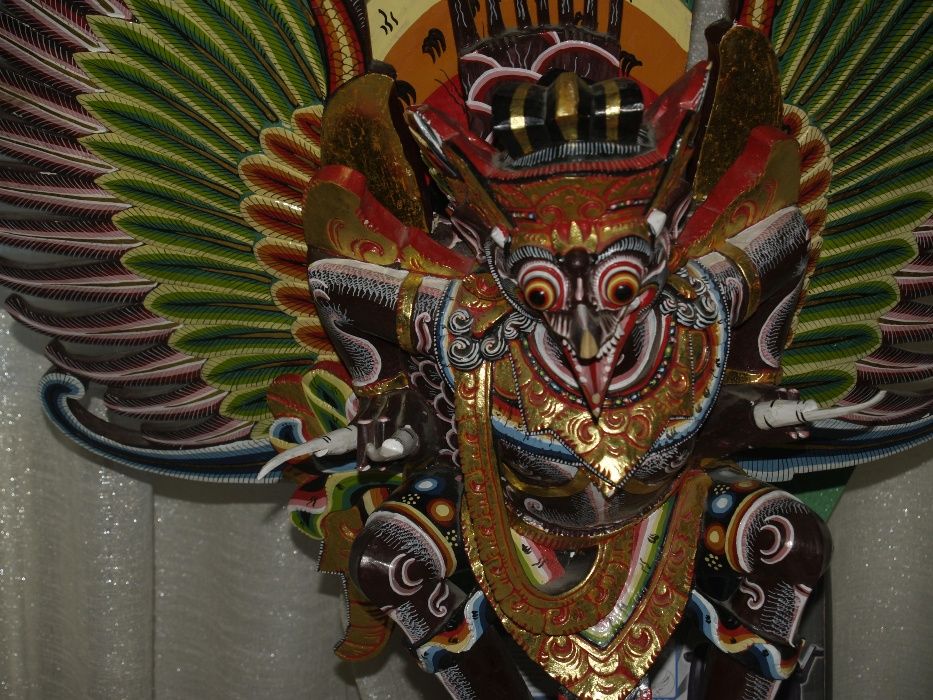 Vultur lemn - Garuda - operă de artă