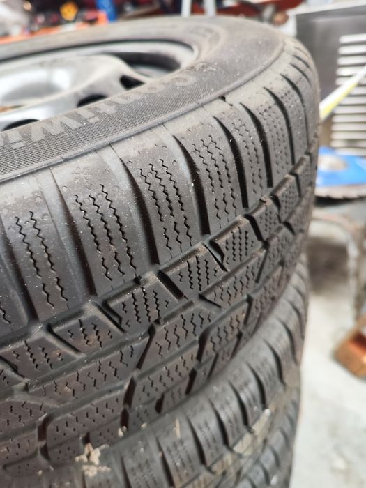 Roti complete VW Audi SEAT cauciucuri iarna noi  215/60 16 Continental