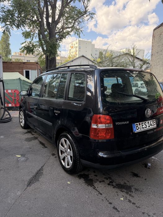 VW Touran 1.6 FSI