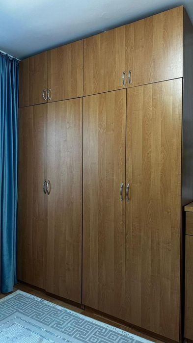 Продам шкаф для спальни и для прихожей и для гостиной