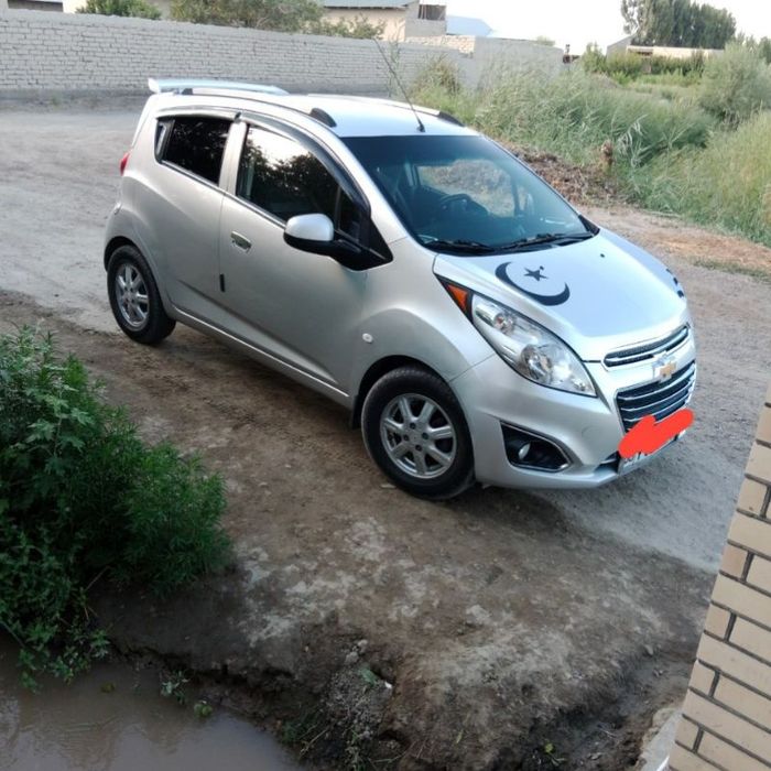 Spark sotiladi qarab haydalgan