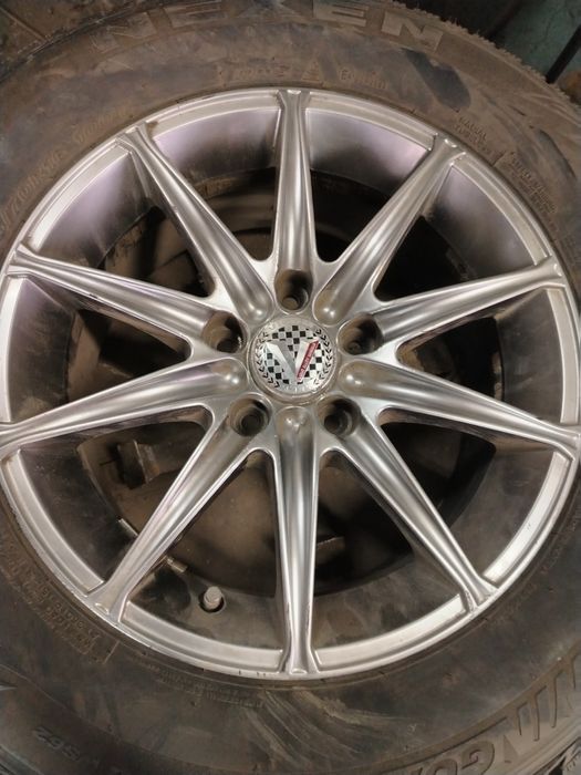 Продам комплект дисков на 16