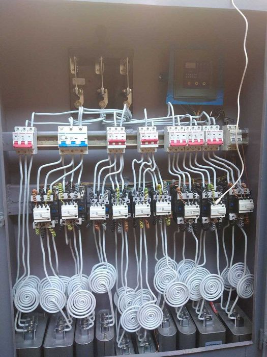 Компенсация реактивной энергии.  акрм и косинусных конденсаторов