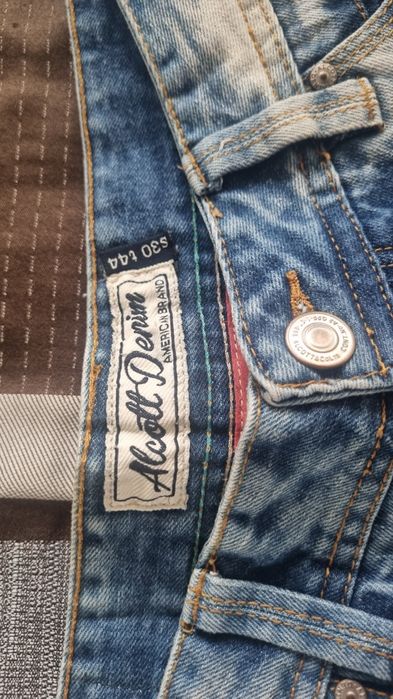 Къси мъжки панталони