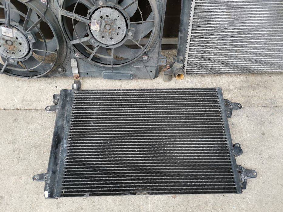 Radiator apa 7M3121253B compatibil seat alhambra galaxy vw sharan