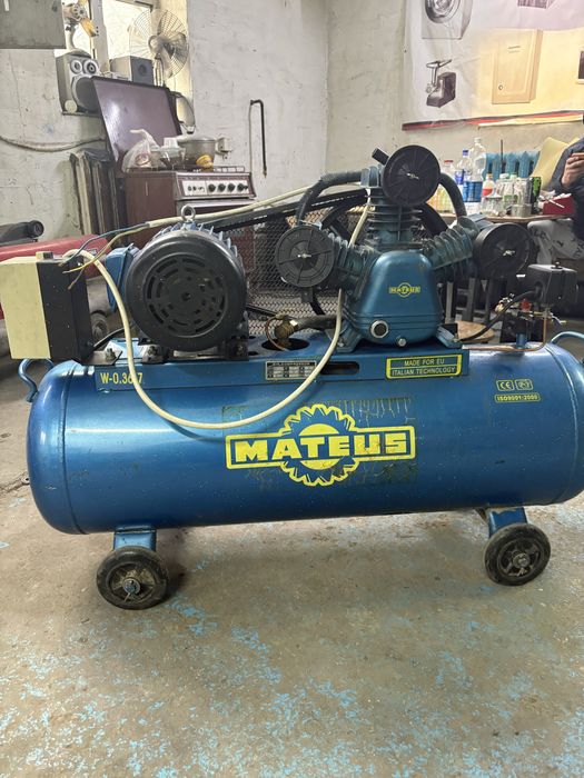 Продам компрессор