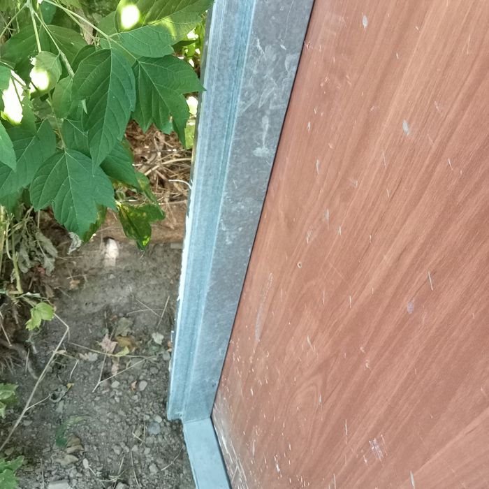 Дверь продам входную