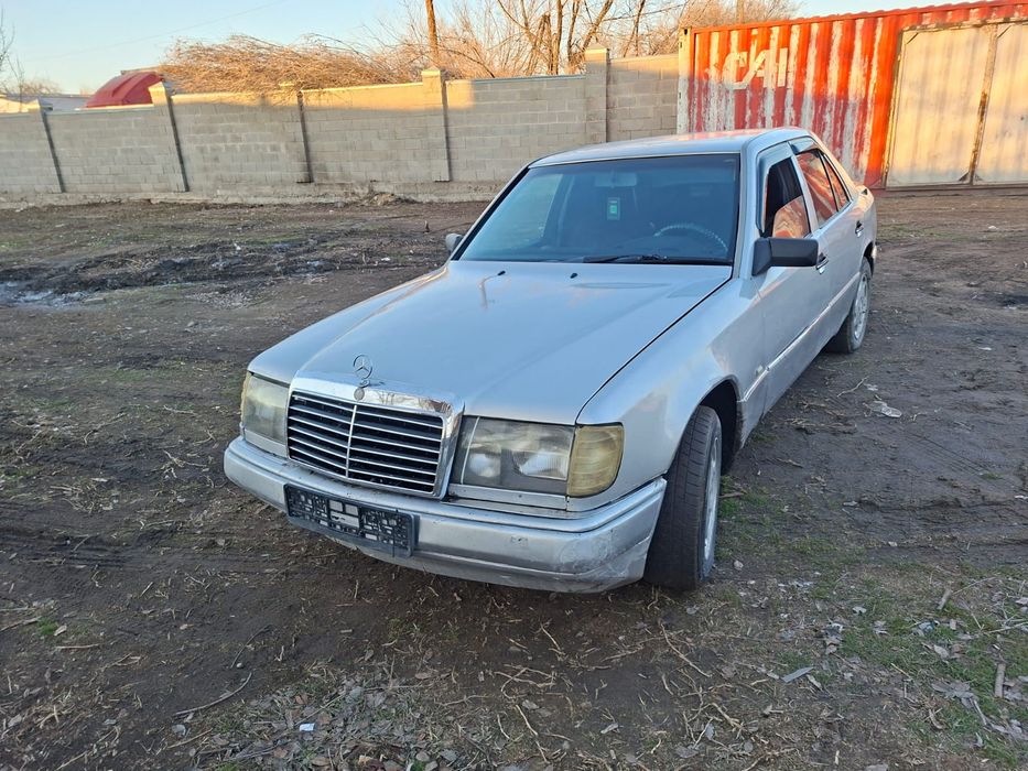Мерс w124.об 2.3 1992г