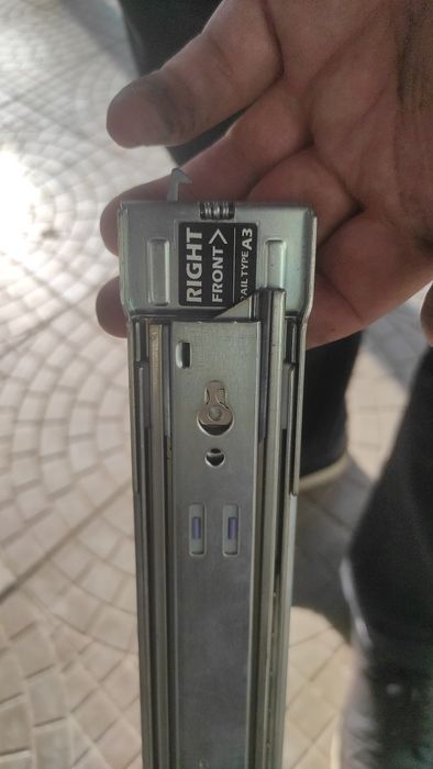 Салазки для серверов