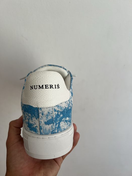 Numeris Marimea 42