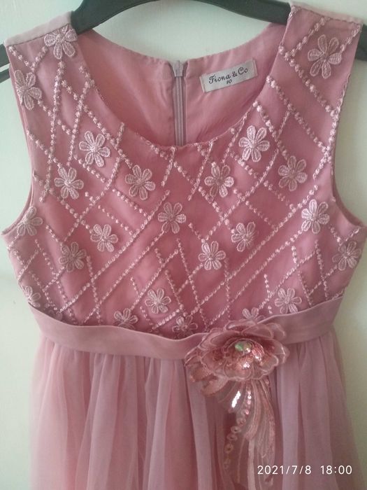 Официална детска рокля за 7-8 г.