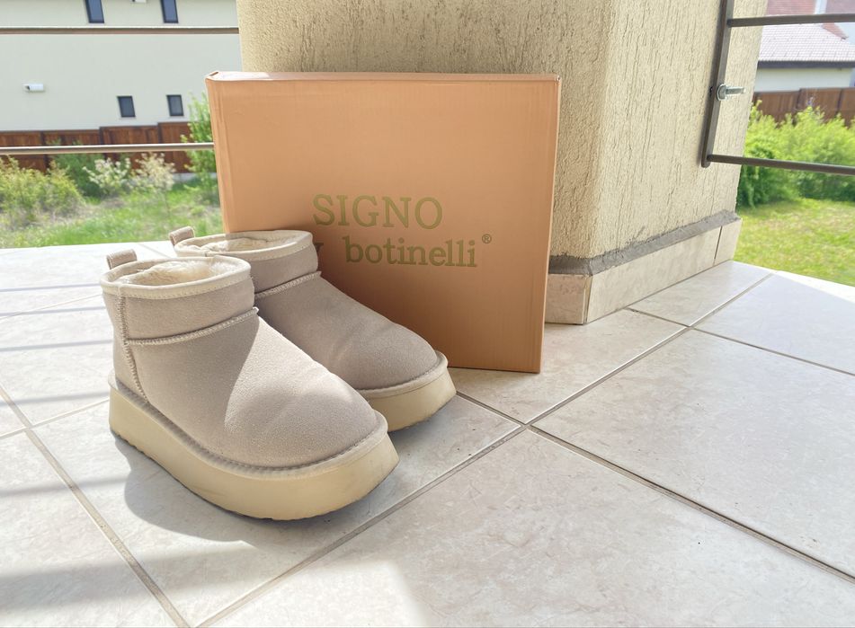 Ghete Tip-UGG, damă, mărimea 39. În cutia originală
