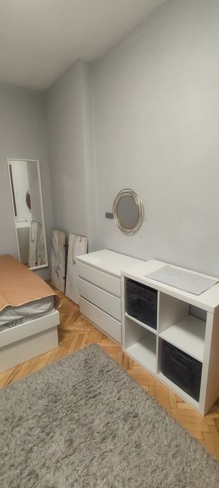 Под наем Тристаен апартамент в идеален център на Благоевград