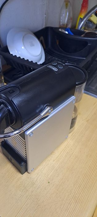 Vand aparat de cafea cu capsule nespresso