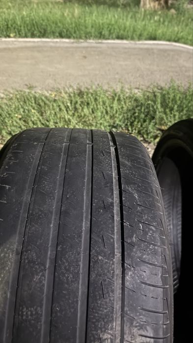 Продам шины 275/30/20