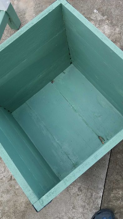 кашпа от сандък различни приложения