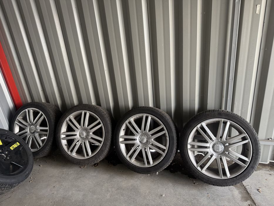 Audi s8 20 джанти