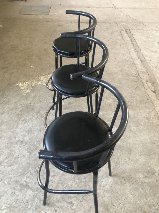 Продам барные стулья