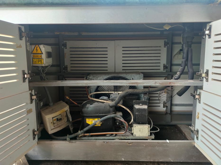 Мраморный стол холодильный!!!