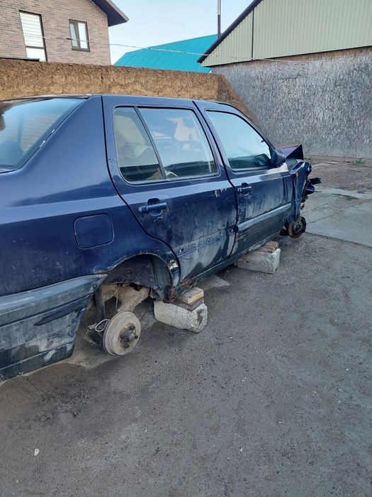 Продам на разбор венто